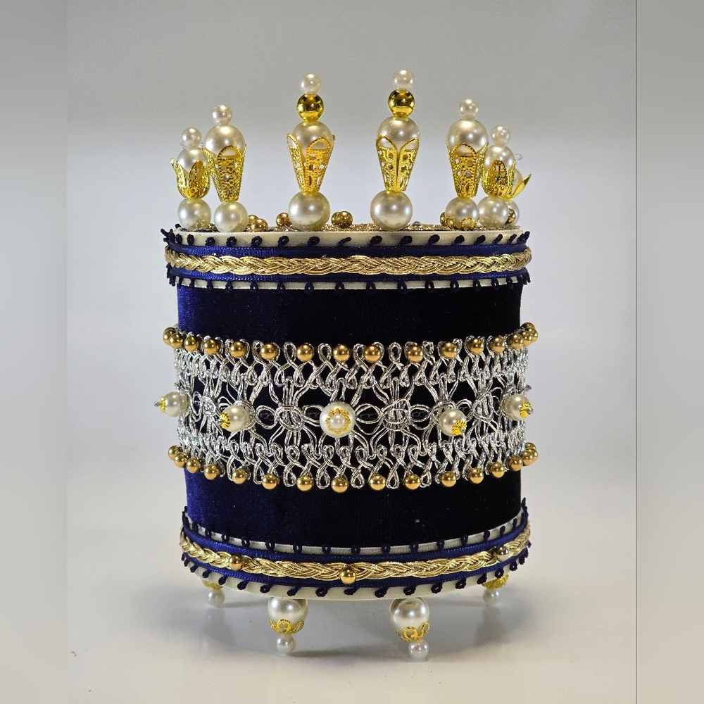 Hannukkah Ornament- Tabeltop Photo Ornament With 8 Filigree Candles